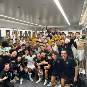 博鱼APP-浙江强势逆转申花再捧季军  年初曾是降级大热